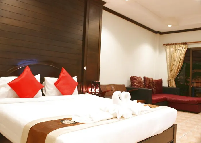 Baan Veerakit Hotel